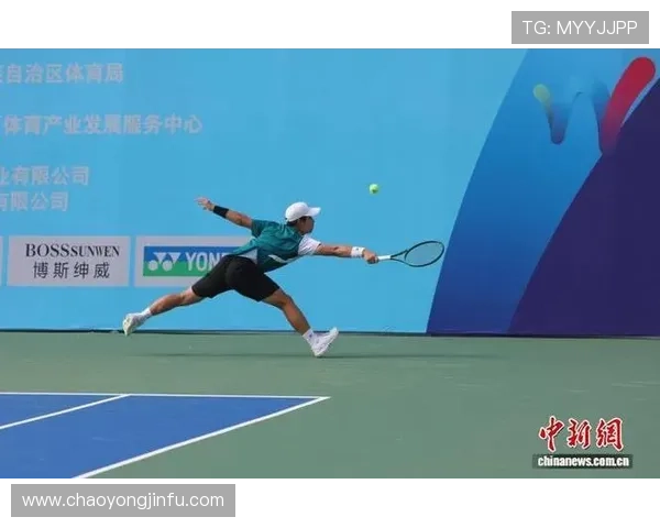 网球赛事激烈角逐 新星选手崭露头角 赛季前景引发广泛关注 网球赛事激烈角逐 新星选手崭露头角 赛季前景引发广泛关注