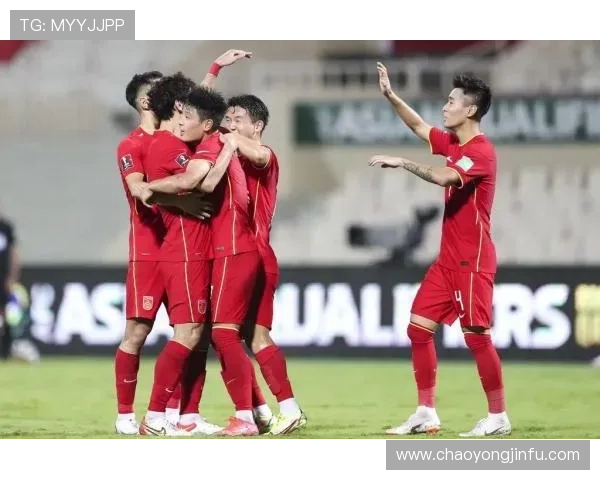 罗马队在欧联杯激战中险胜对手迎来连胜势头全力冲击前四